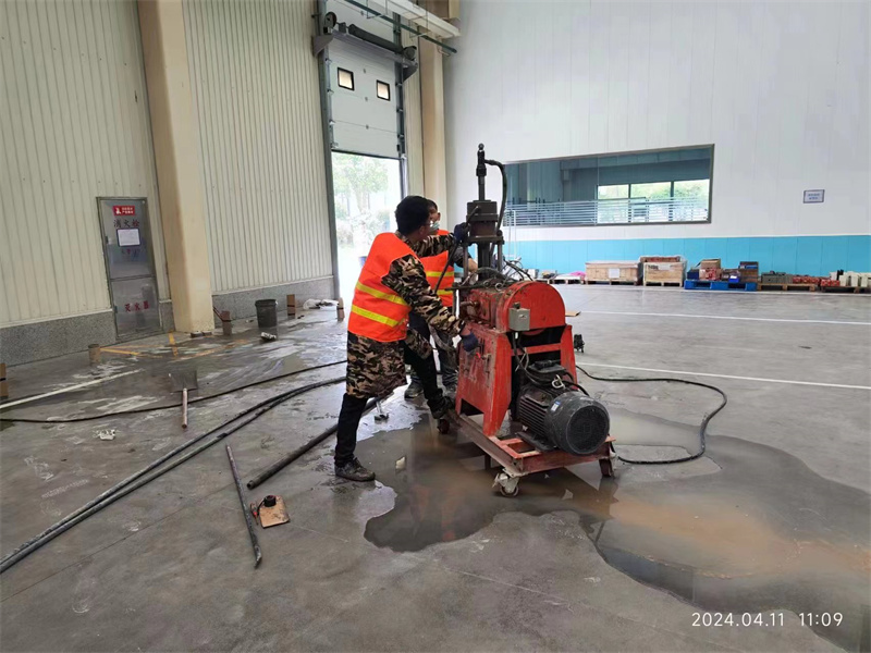 芒市厂房地面下沉塌陷注浆加固施工